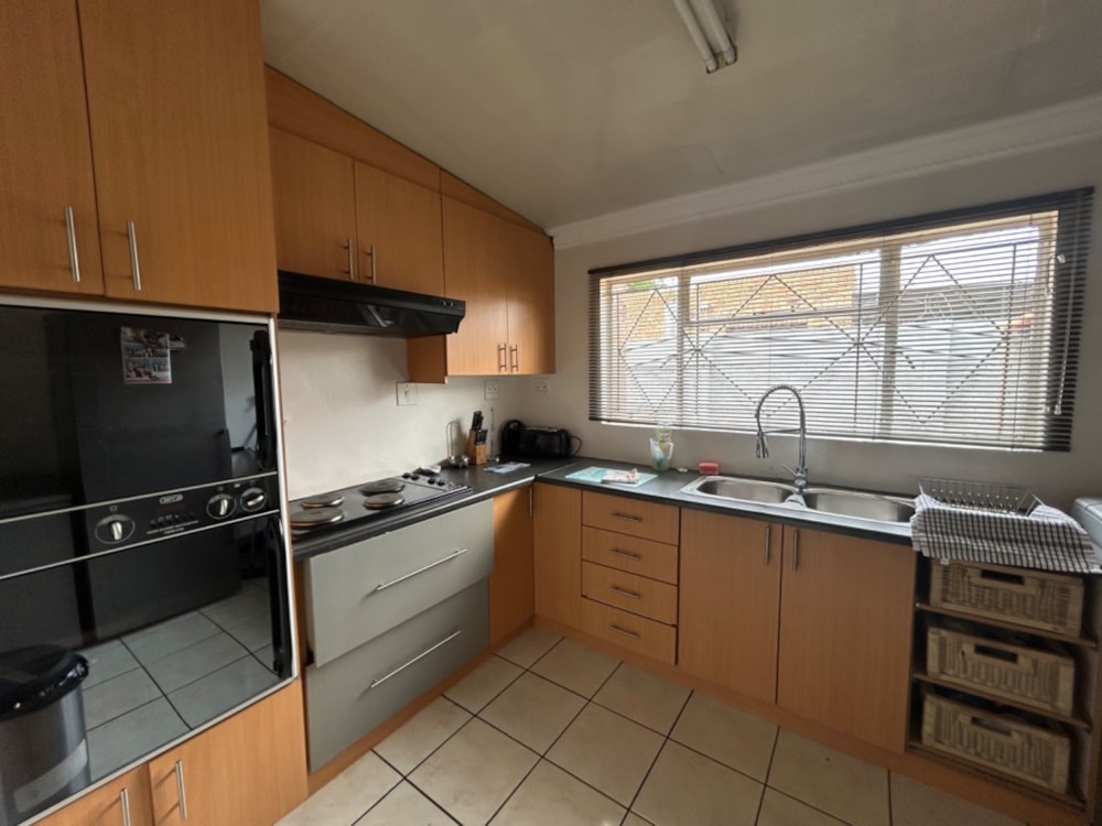 House for sale in Riviera, Kimberley - 1KJ1675560