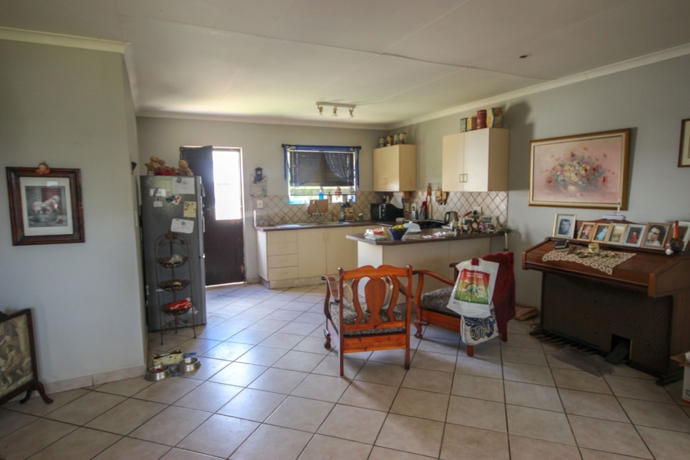House sold in Oudtshoorn Central - 1OU1675687 House sold in Oudtshoorn Central - 1OU1675687