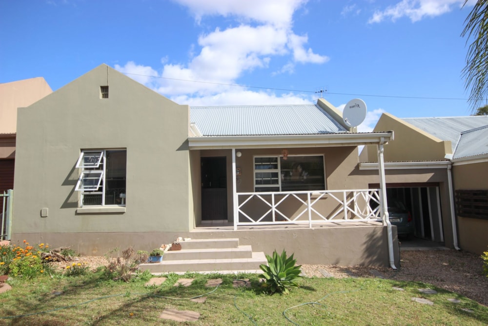 House sold in Oudtshoorn Central - 1OU1675687 House sold in Oudtshoorn Central - 1OU1675687