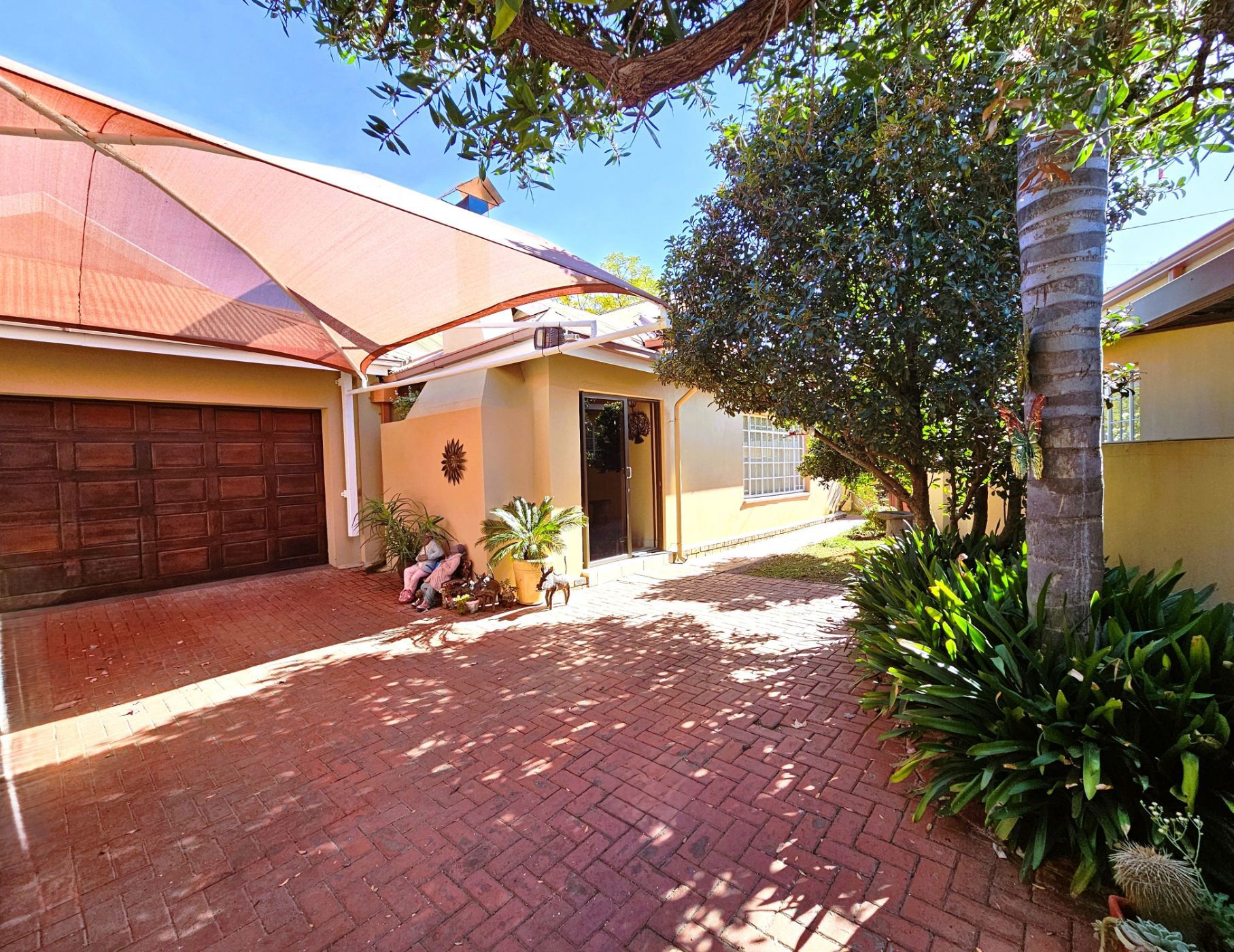 Security complex home let in Melodie - 1HR1675672