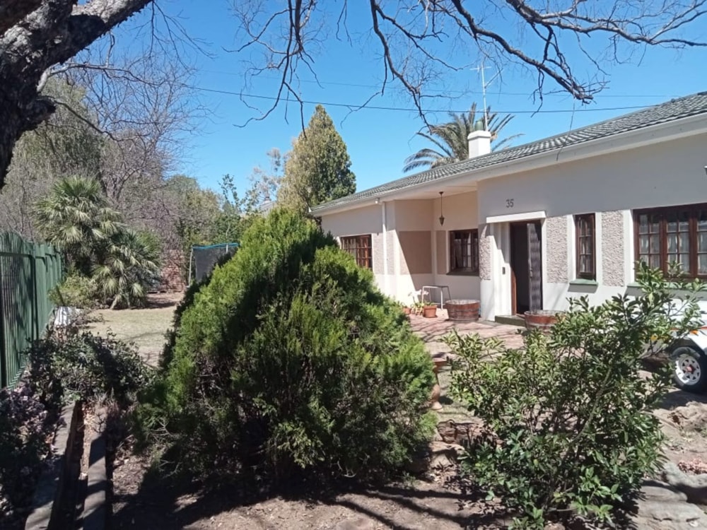 House for sale in Queenstown - 1MH1675751