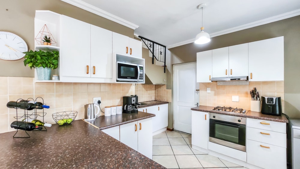 House let in Groenvlei, Paarl - TKL1675722 House let in Groenvlei, Paarl - TKL1675722