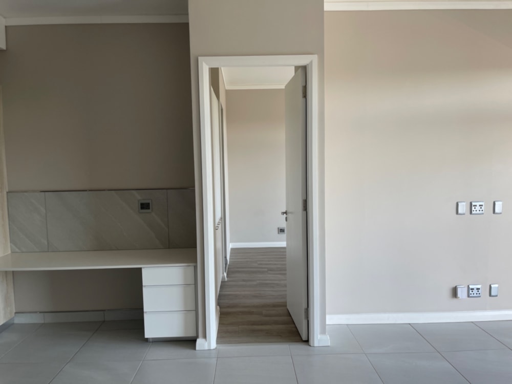 Apartment for sale in Menlyn - PT1675832 Apartment for sale in Menlyn - PT1675832