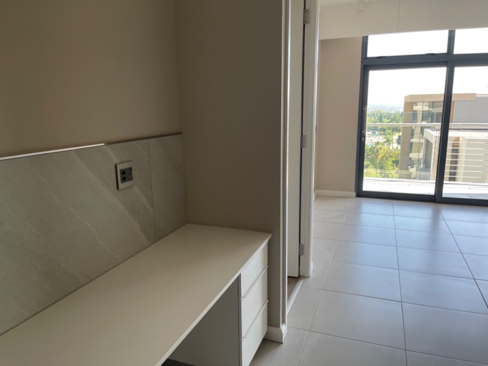 Apartment for sale in Menlyn - PT1675832 Apartment for sale in Menlyn - PT1675832