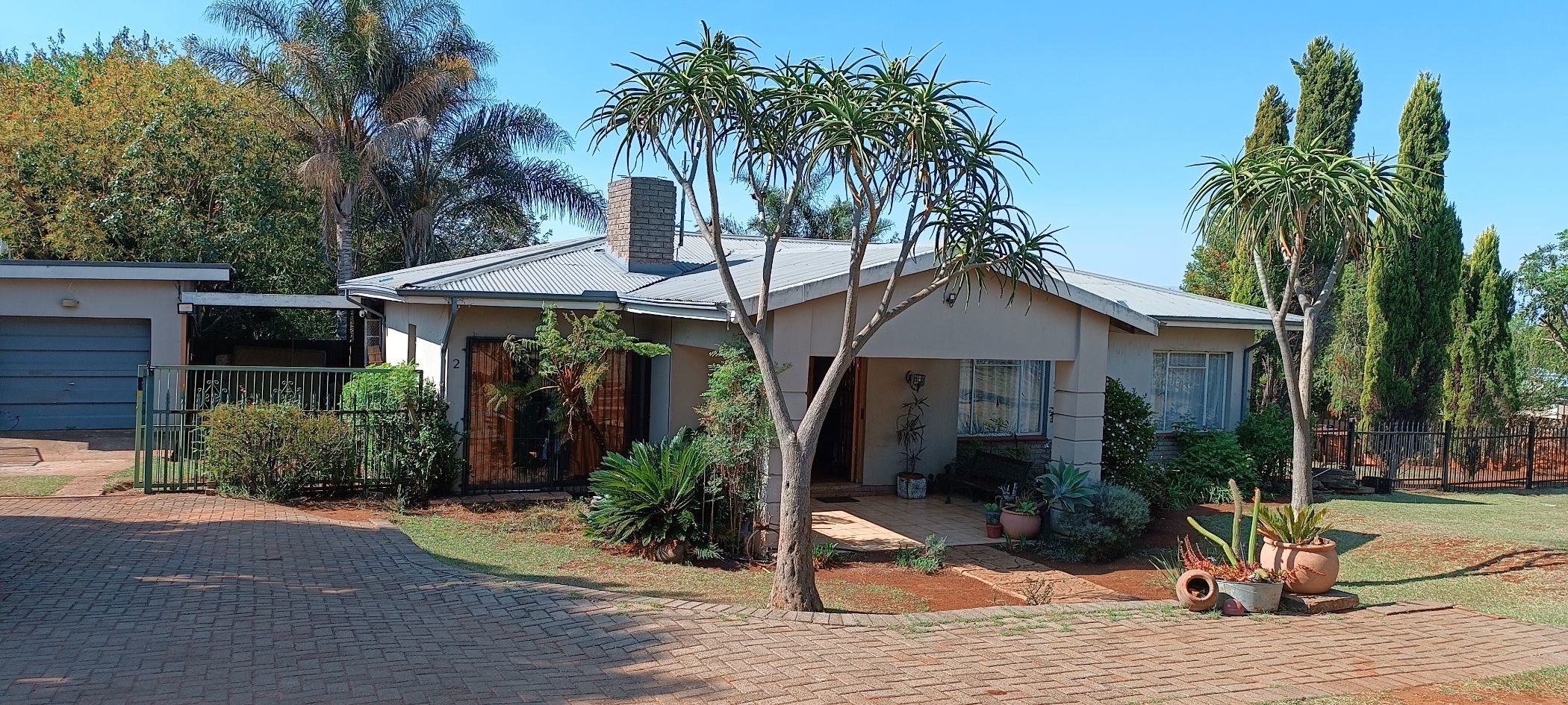 House for sale in Signal Hill, Newcastle - 1NW1675831