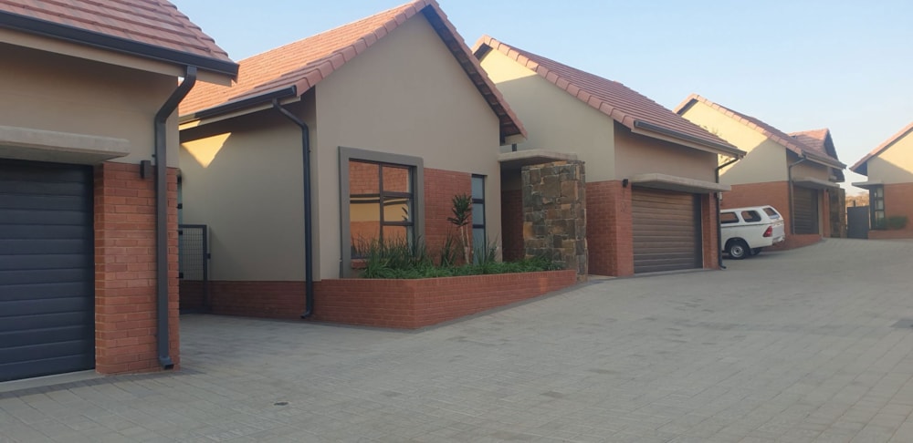 Townhouse for sale in Wild Olive Estate - 1BX1676324