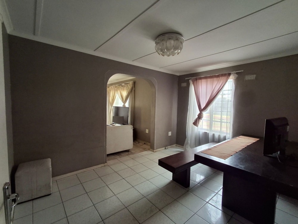 House sold in Esikhawini - 1RY1676938 House sold in Esikhawini - 1RY1676938