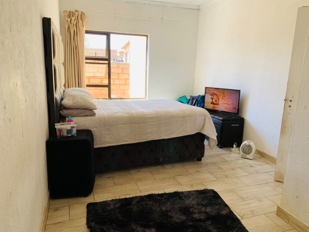 House for sale in Tsakane - 1BJ1676260