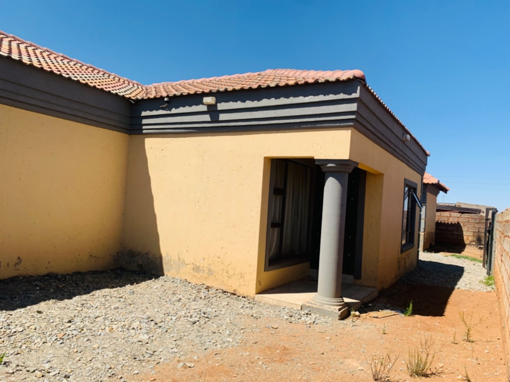 House for sale in Tsakane - 1BJ1676260