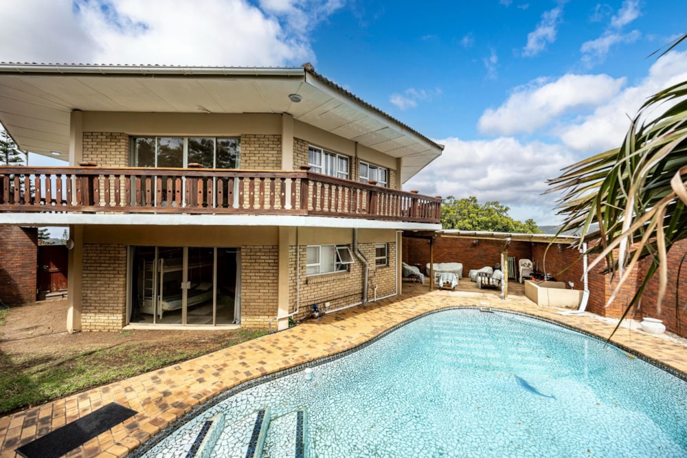 Double-storey house for sale in Cintsa - 1EZ1676271 Double-storey house for sale in Cintsa - 1EZ1676271