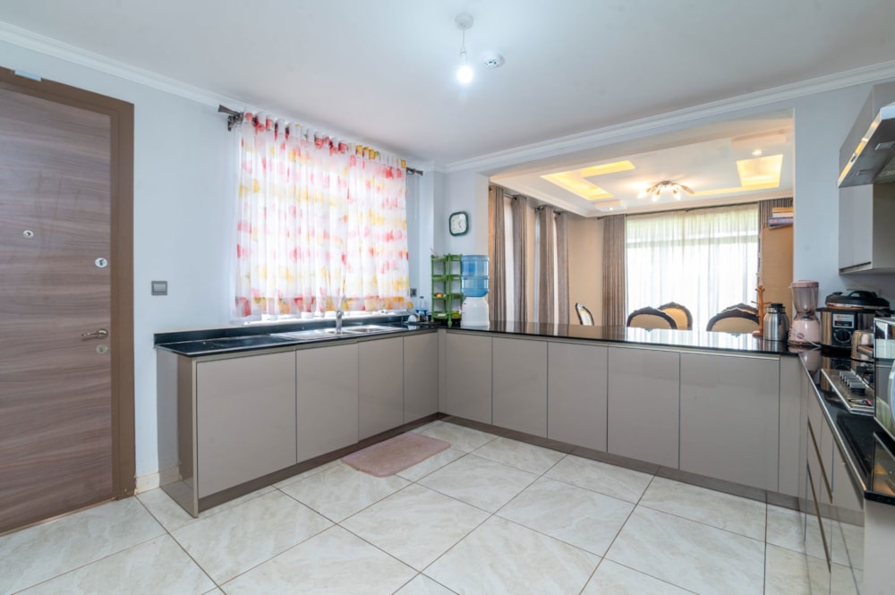 Townhouse sold in Kiambu Road, Kenya - 3KE1676533 Townhouse sold in Kiambu Road, Kenya - 3KE1676533