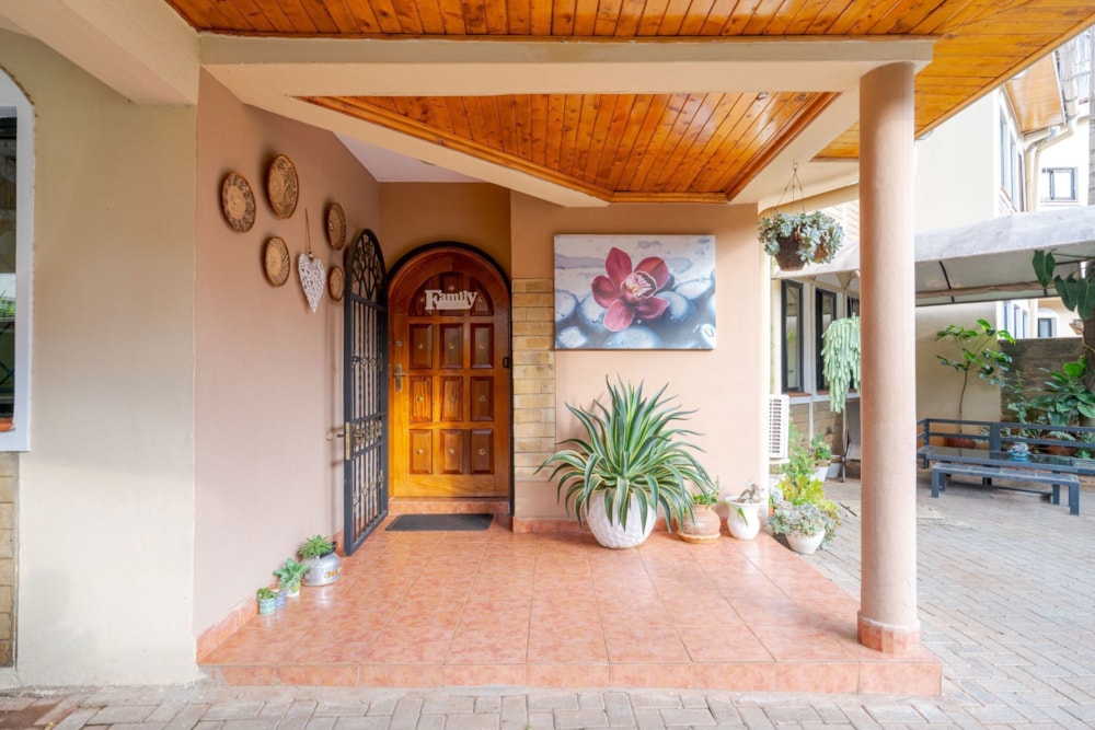 Townhouse let in Lavington, Kenya - 3KE1710982 Townhouse let in Lavington, Kenya - 3KE1710982