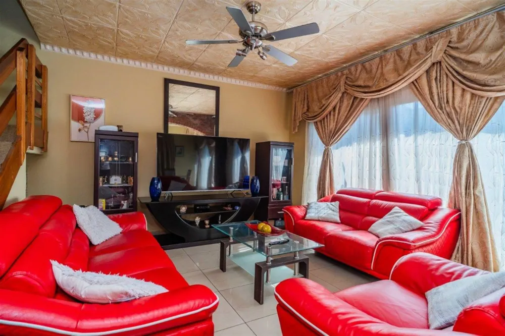 Townhouse for sale in Pinetown - 1WP1676354 Townhouse for sale in Pinetown - 1WP1676354