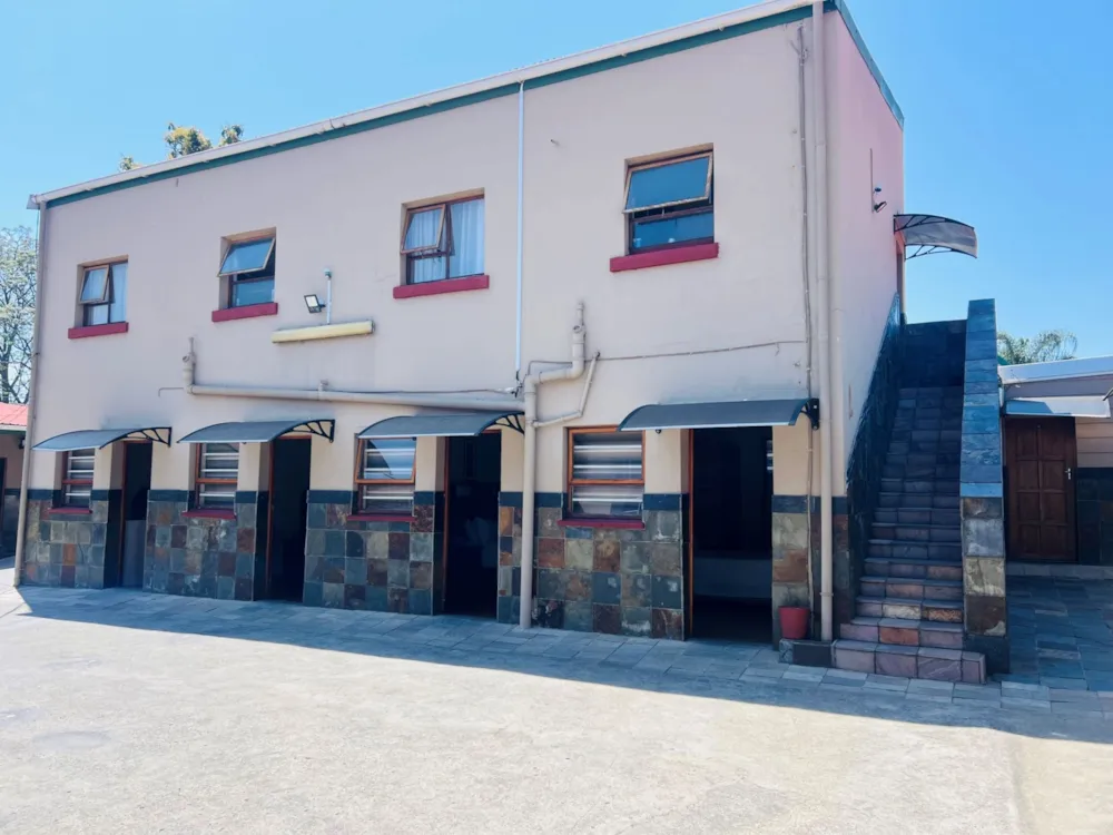 Commercial Building for sale in King Williams Town (Qonce) - 1MH1676372 Commercial Building for sale in King Williams Town (Qonce) - 1MH1676372