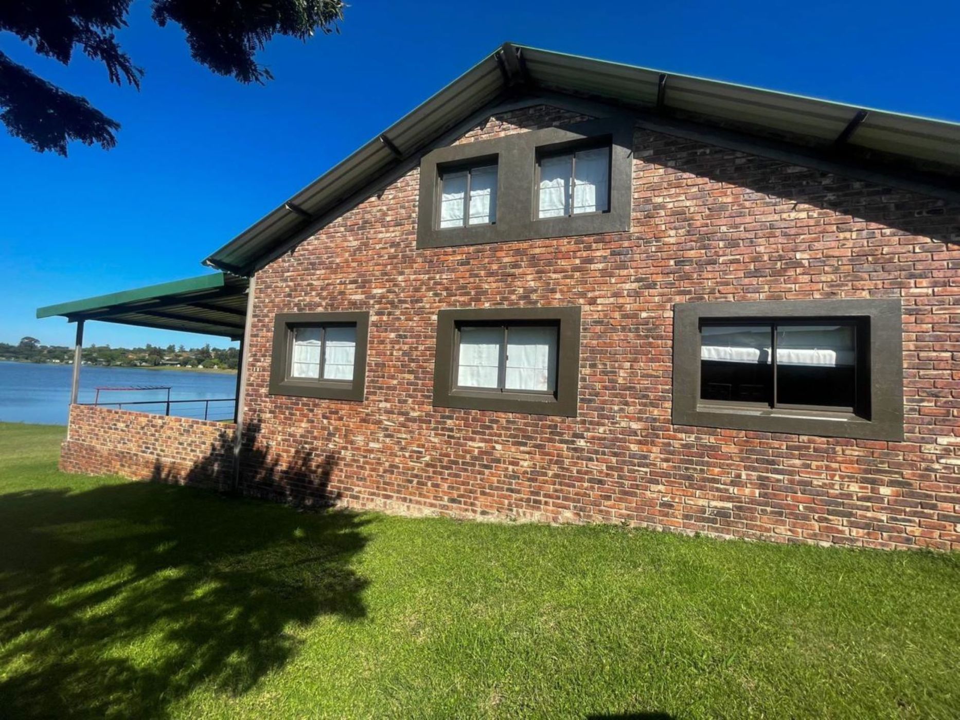 Cottage for sale in Badplaas - 1NS1682100