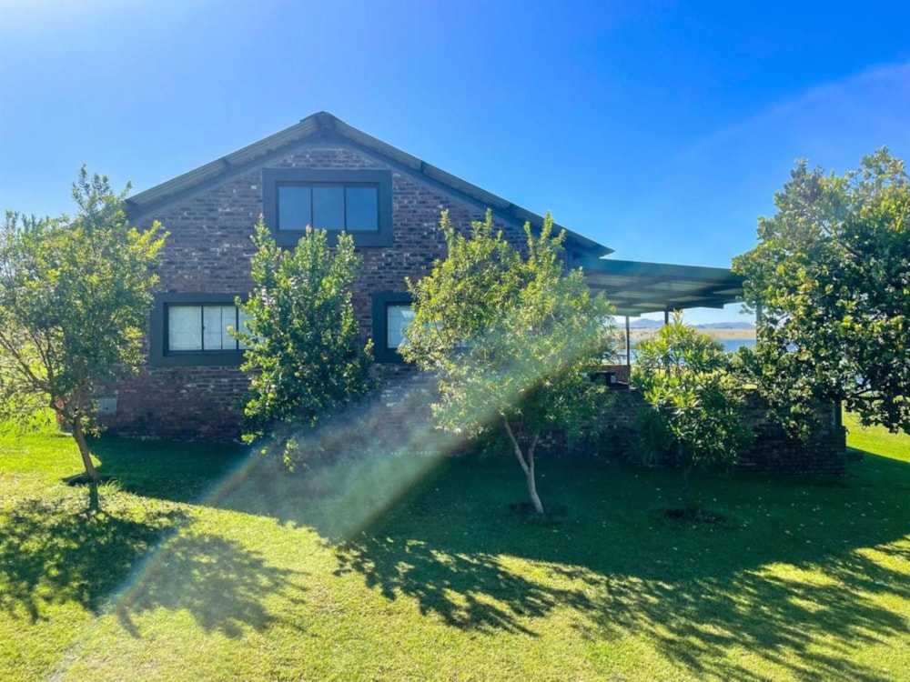 Cottage for sale in Badplaas - 1NS1682100