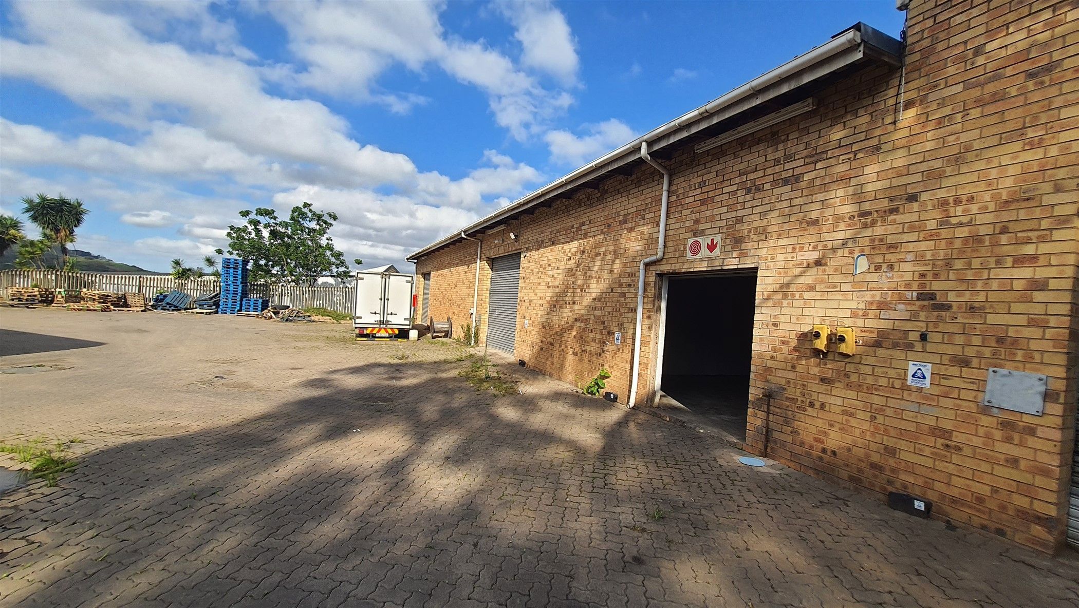 Commercial industrial property to rent in Westmead - 1WP1676452