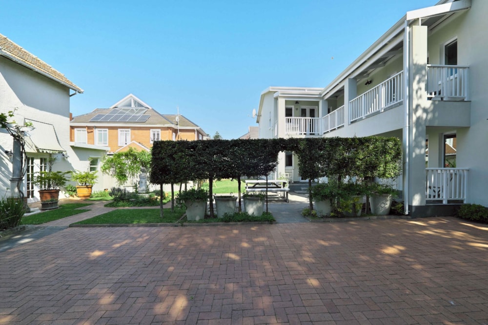 Guesthouse for sale in Summerstrand - 1PLZ1678399 Guesthouse for sale in Summerstrand - 1PLZ1678399