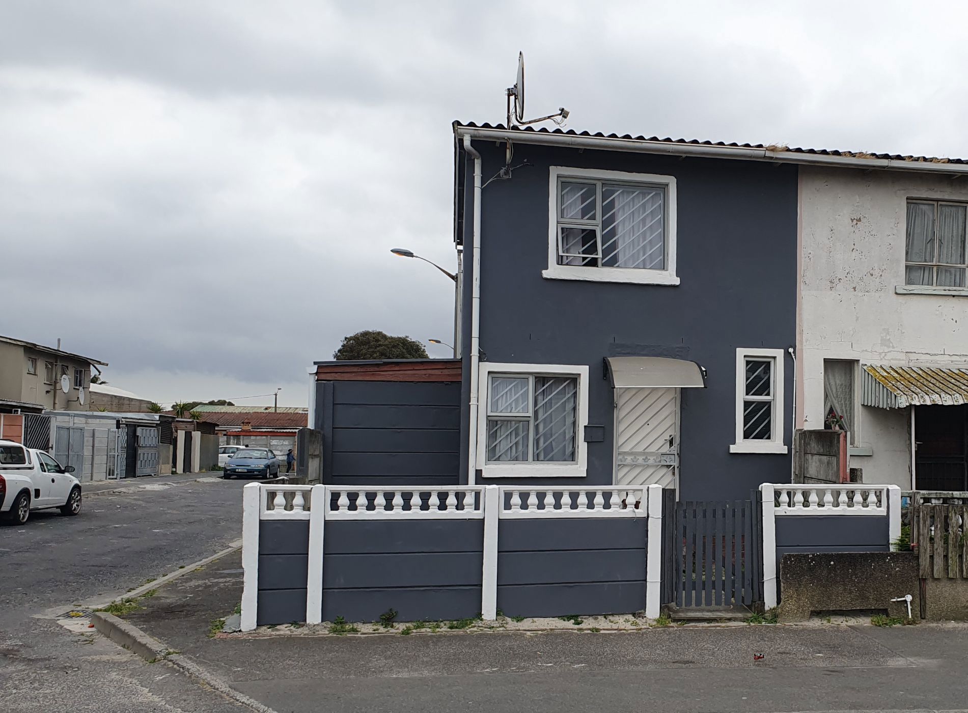 House for sale in Woodlands, Mitchells Plain - 1MN1752037