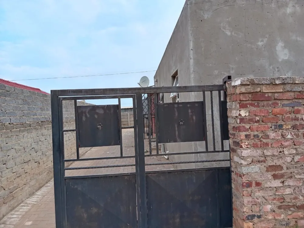 House for sale in Sebokeng - 1VT1676829 House for sale in Sebokeng - 1VT1676829