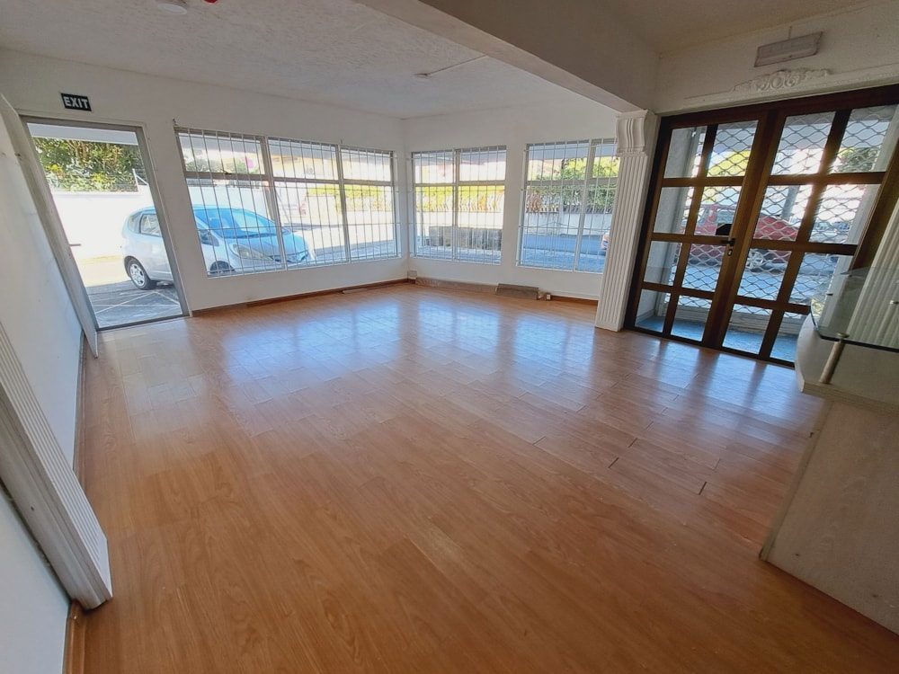 Commercial office to rent in Quatre Bornes, Mauritius - MUR1676897 Commercial office to rent in Quatre Bornes, Mauritius - MUR1676897