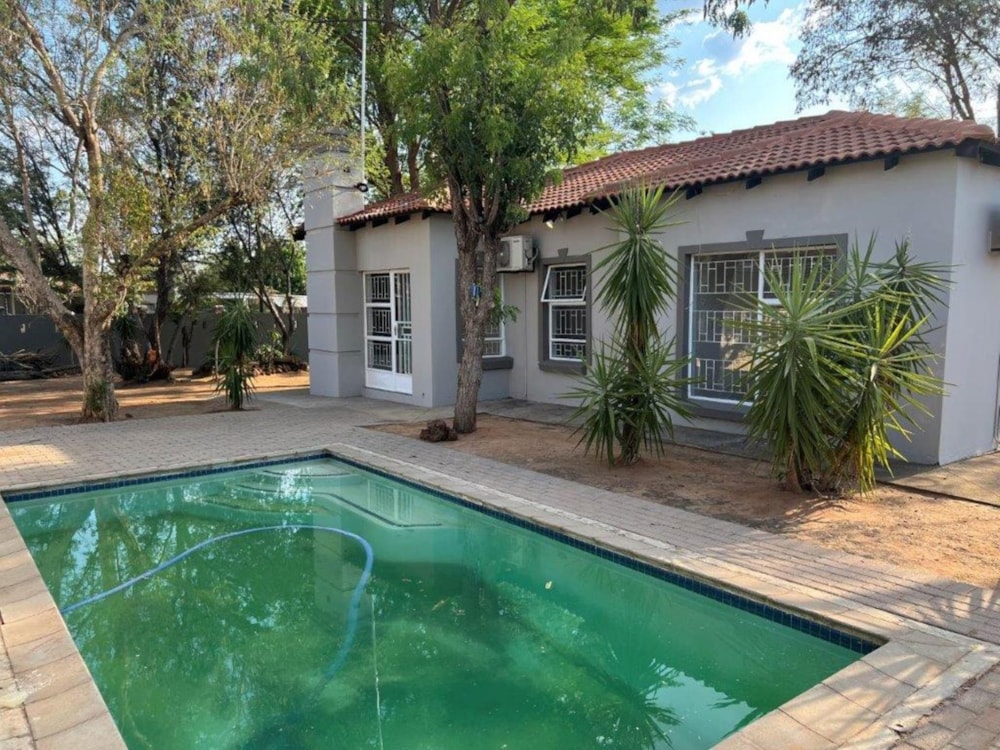 House let in Phakalane, Botswana - 3BO1684207 House let in Phakalane, Botswana - 3BO1684207