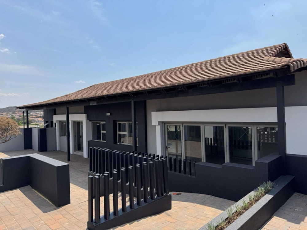 Commercial office to rent in Aspen Lakes - 1GV1677851 Commercial office to rent in Aspen Lakes - 1GV1677851