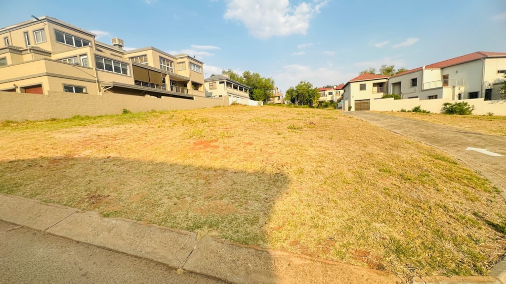 Vacant land for sale in Kosmos Ridge - 1HR1677336