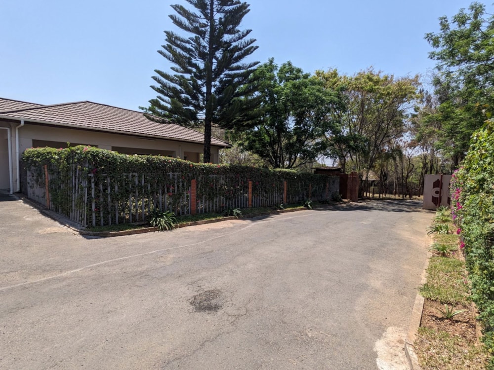 Single-storey house to rent in Leopards Hill, Zambia - 3ZA1680774 Single-storey house to rent in Leopards Hill, Zambia - 3ZA1680774