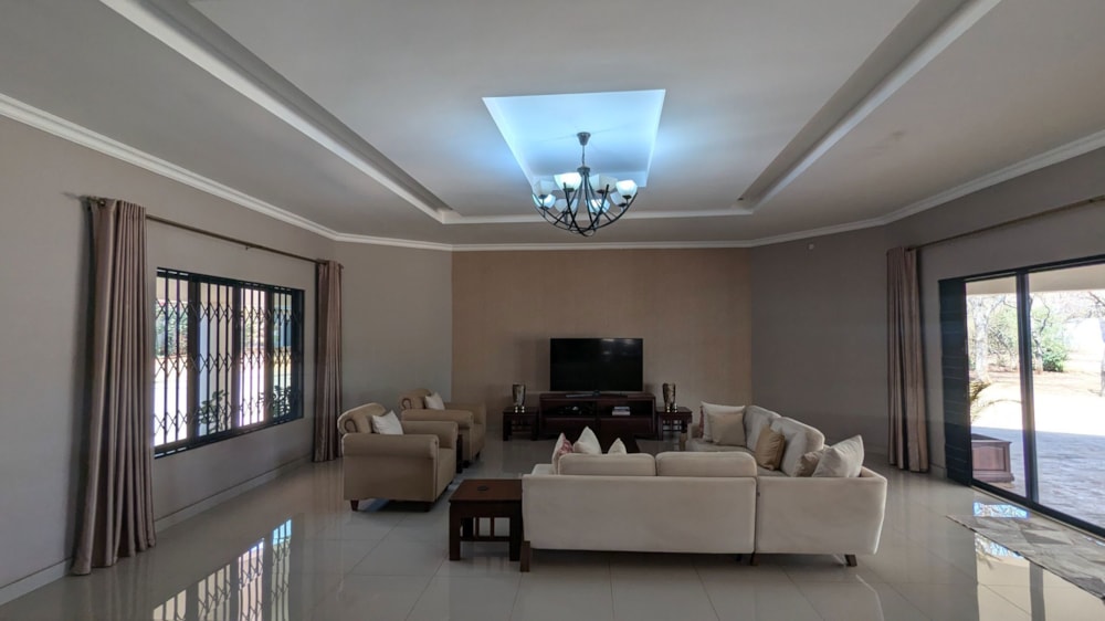 House let in Leopards Hill, Zambia - 3ZA1677988