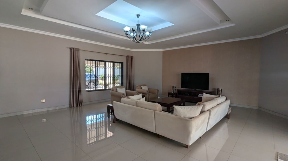 House let in Leopards Hill, Zambia - 3ZA1677988