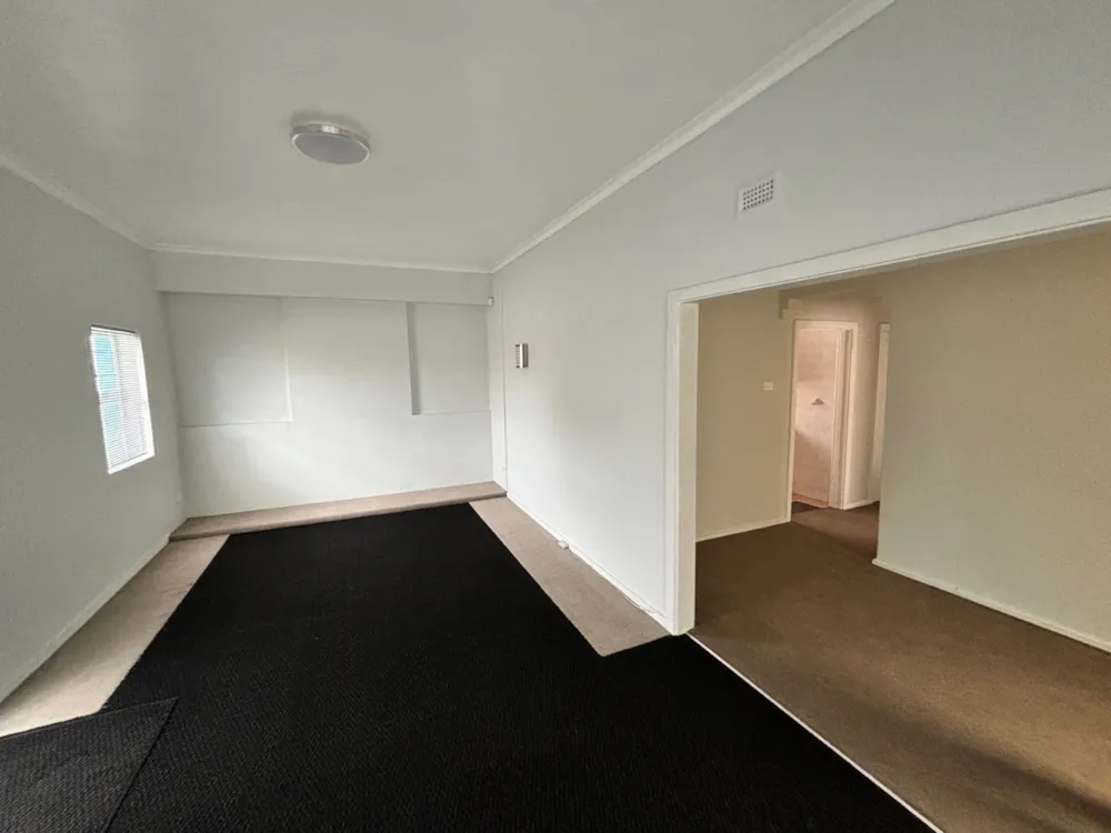 Commercial Building to rent in Newton Park - 1PLZ1677440 Commercial Building to rent in Newton Park - 1PLZ1677440