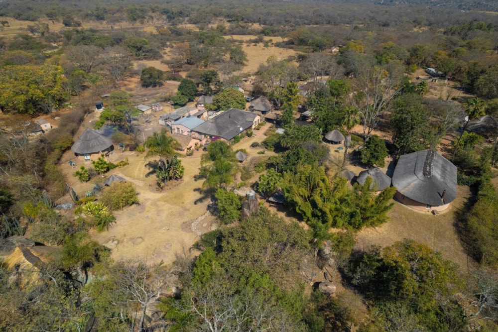 Game lodge for sale in Hatfield, Zimbabwe - 3ZB1729950