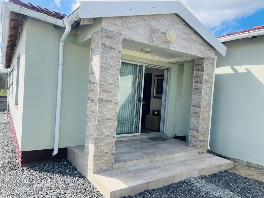 House for sale in King Williams Town (Qonce) - 1MH1677572 House for sale in King Williams Town (Qonce) - 1MH1677572