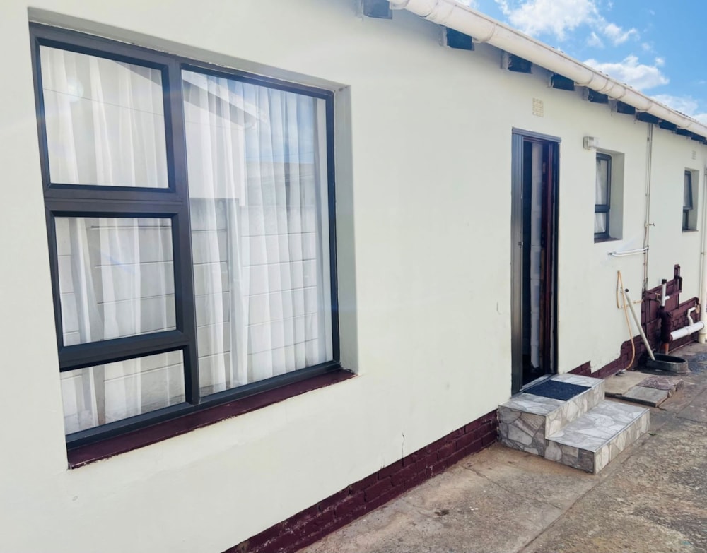 House for sale in King Williams Town (Qonce) - 1MH1677572 House for sale in King Williams Town (Qonce) - 1MH1677572
