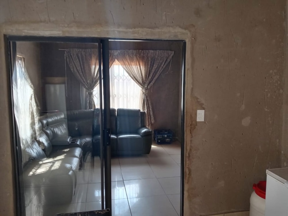 House sold in Evaton - 1VT1677595 House sold in Evaton - 1VT1677595