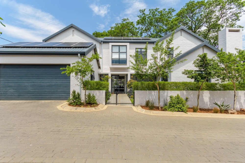 Double-storey cluster let in Craighall - JBL1679139 Double-storey cluster let in Craighall - JBL1679139