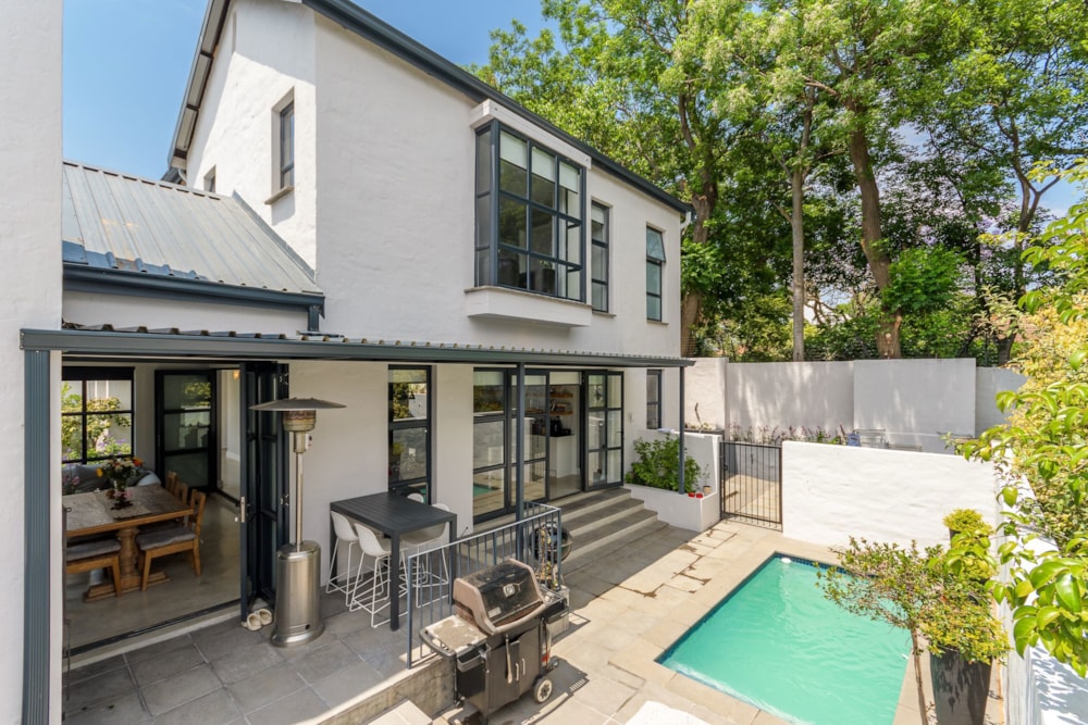 Double-storey cluster let in Craighall - JBL1679139 Double-storey cluster let in Craighall - JBL1679139