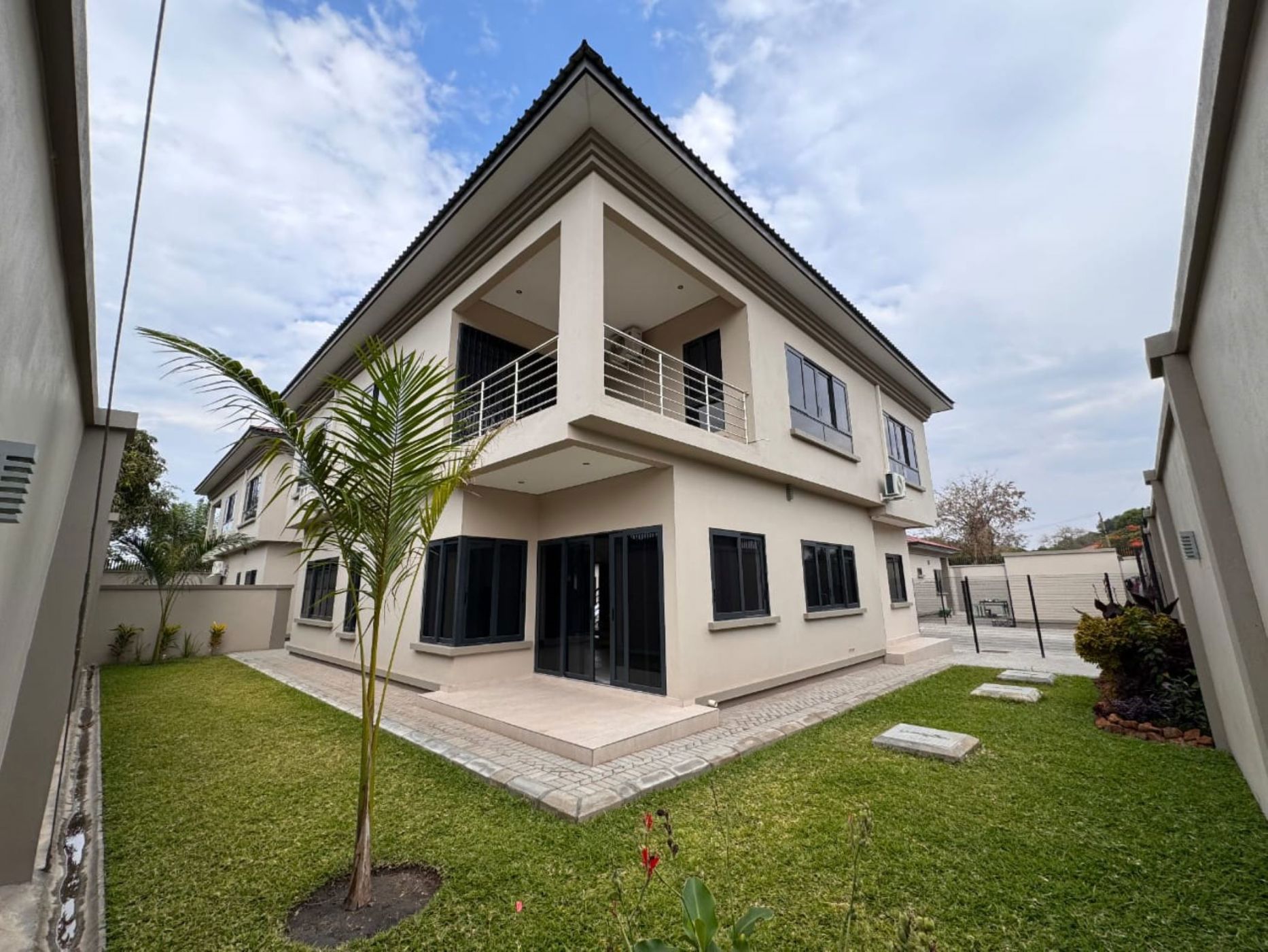 Double-storey house to rent in Rhodespark, Zambia - 3ZA1678861