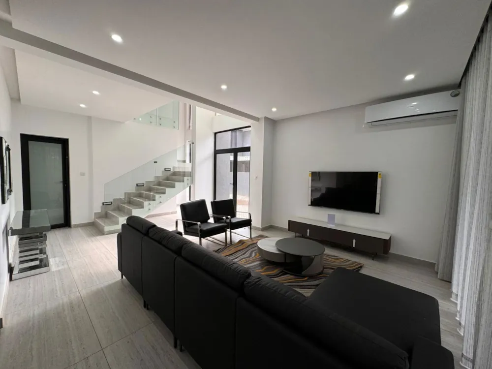Security complex home to rent in Rhodespark, Zambia - 3ZA1678856 Security complex home to rent in Rhodespark, Zambia - 3ZA1678856