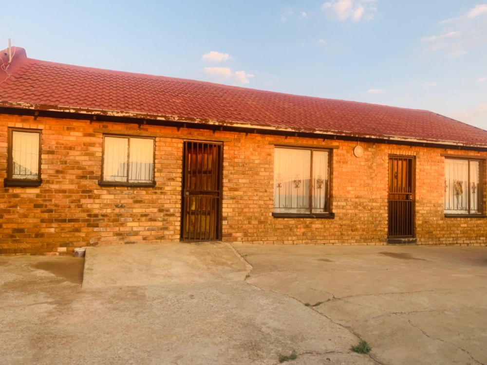 House for sale in Tsakane - 1BJ1678683