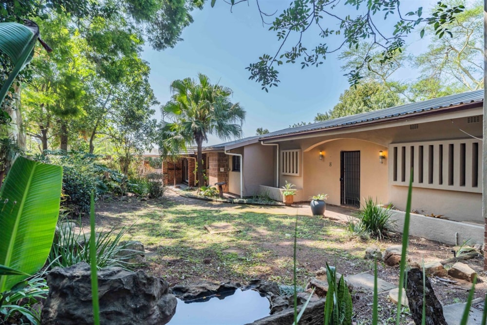 House for sale in Rouken Glen - 1WP1677854