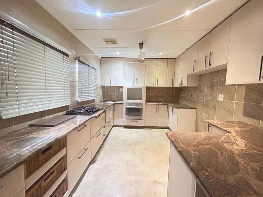 Townhouse for sale in Arboretum, Richards Bay - 1RY1677934 Townhouse for sale in Arboretum, Richards Bay - 1RY1677934