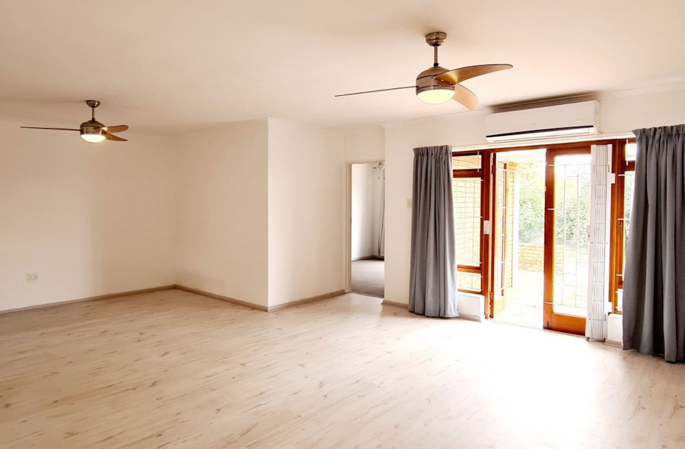 House let in Moorreesburg - 1MS1694709