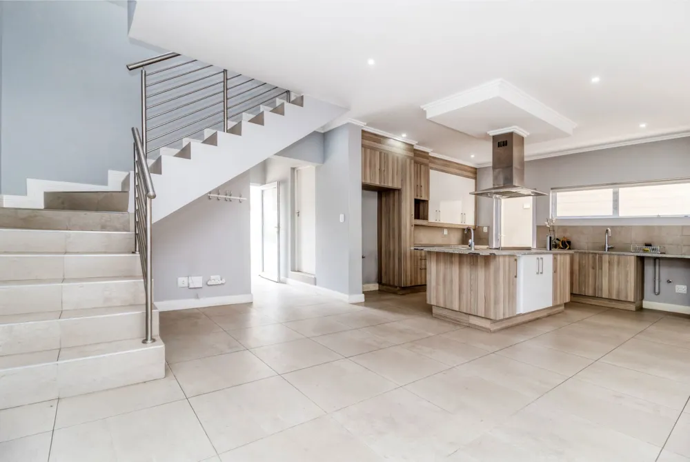 Double-storey cluster let in Bryanston - JBL1723707