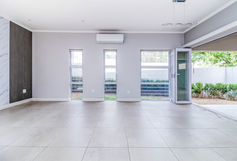 Double-storey cluster let in Bryanston - JBL1678190 Double-storey cluster let in Bryanston - JBL1678190