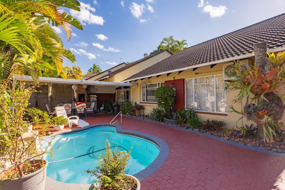 Townhouse for sale in Escombe - 1WP1678173