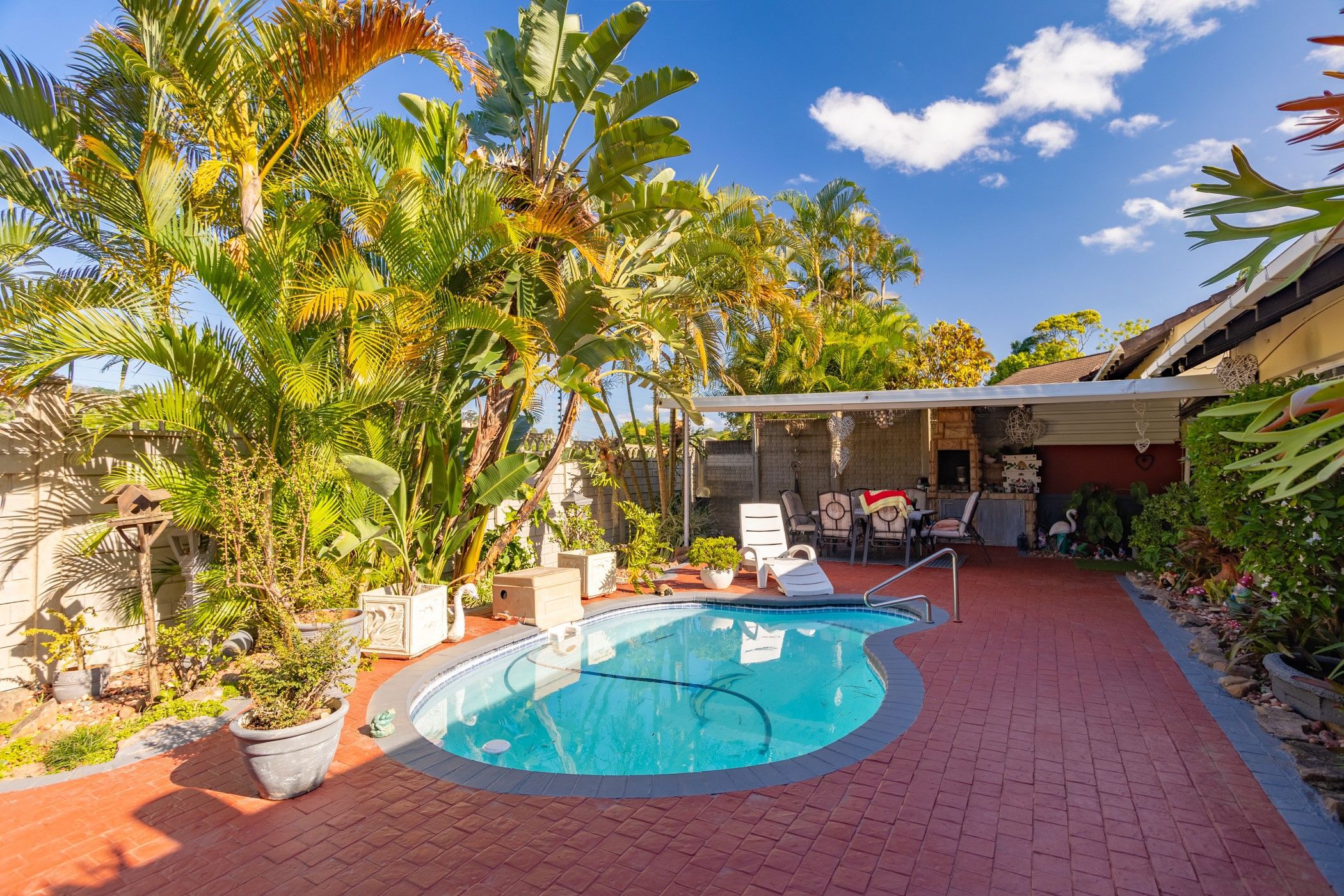 Townhouse for sale in Escombe - 1WP1678173