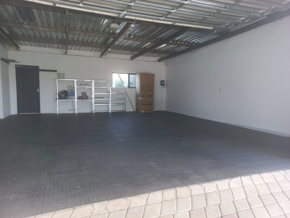 House sold in Auasblick, Namibia - 3NM1678214