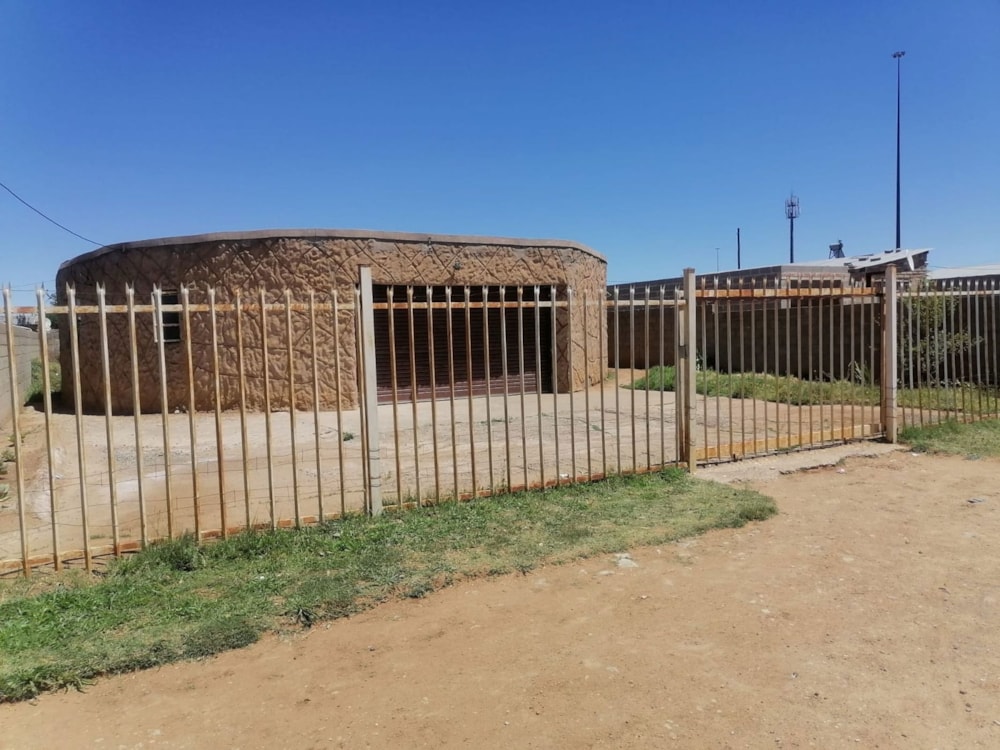 House for sale in Rocklands, Kagisanong - 1BX1678441